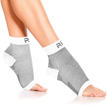 Run Forever Sports Foot Compression Sleeves
