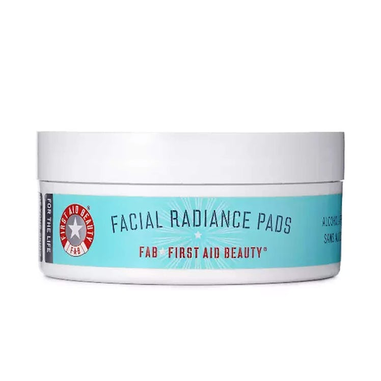 First Aid Beauty Facial Radiance Pads