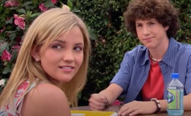 Jamie Lynn Spears will release an updated version of the 'Zoey 101' theme song for a reunion special...