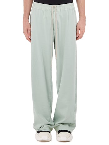 A 700 Rick Owens Pair And 9 Other Stylish Sweatpants You Need Right Now A 700 Rick Owens Pair And 9 Other Stylish Sweatpants You Need Right Now