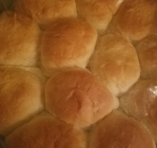 homemade yeast dinner rolls