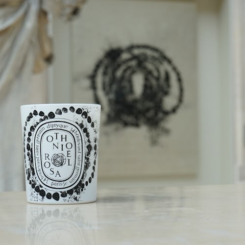 Diptyque's rose scented candle 
