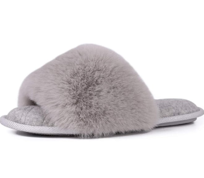 LongBay Women's Fuzzy Slippers