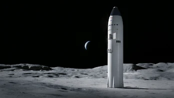 A lunar Starship.