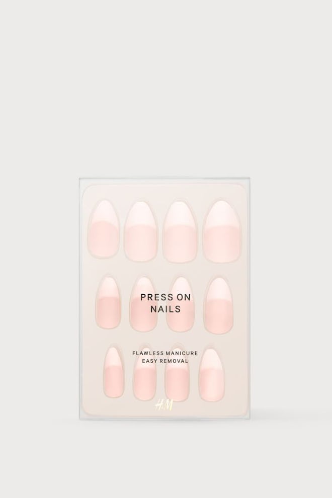 Press-on nails