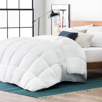 LUCID Down Alternative Heavy Warmth Comforter