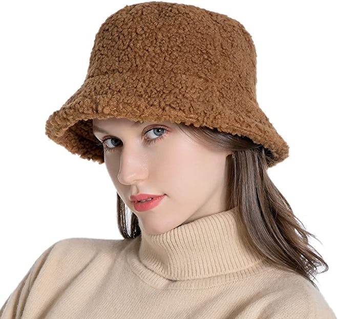 Muryobao Faux Fur Bucket Hat