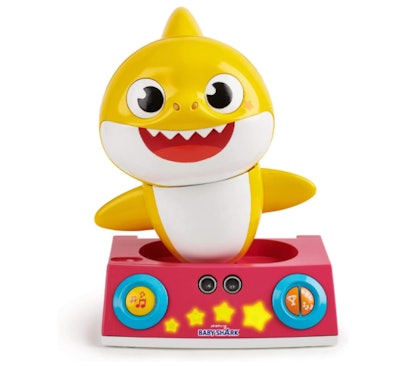 WowWee Pinkfong Baby Shark Dancing DJ (2+)