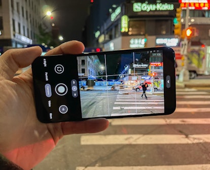 Pixel 5 Vs Iphone 12 Which Takes Better Night Photos
