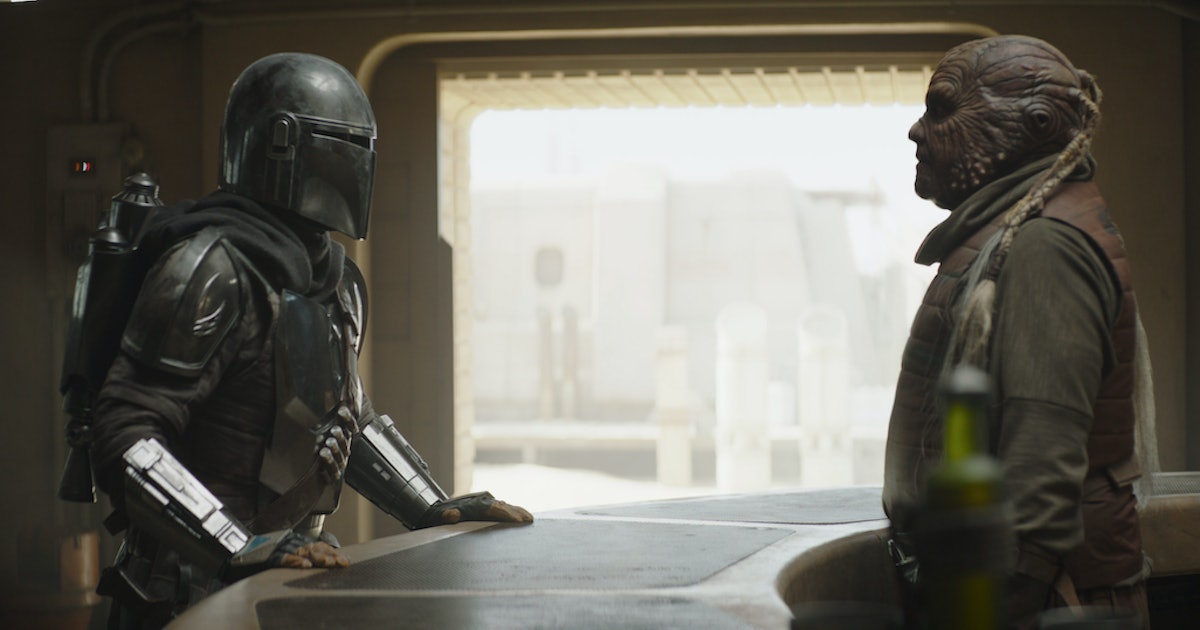 Mandalorian Season 2 Boba Fett S Alive Cobb Vanth Armor Explained