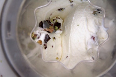 How to Get the Perfect Ice Cream Scoop In Two Steps — Eat This Not That