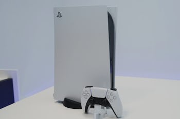 The Video Game Critic's Xbox One Console Review