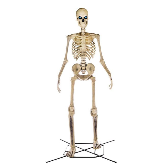 12 ft. Giant-Sized Skeleton with LifeEyes