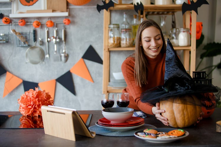 Halloween decorating