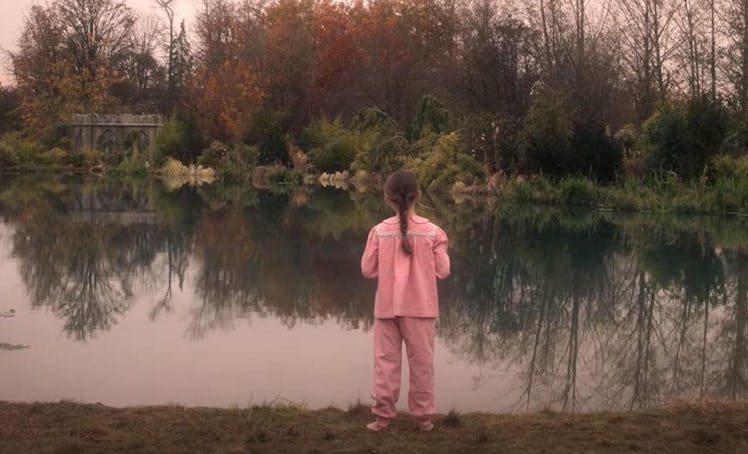 The Lady in the Lake is the main ghost in 'The Haunting of Bly Manor.'