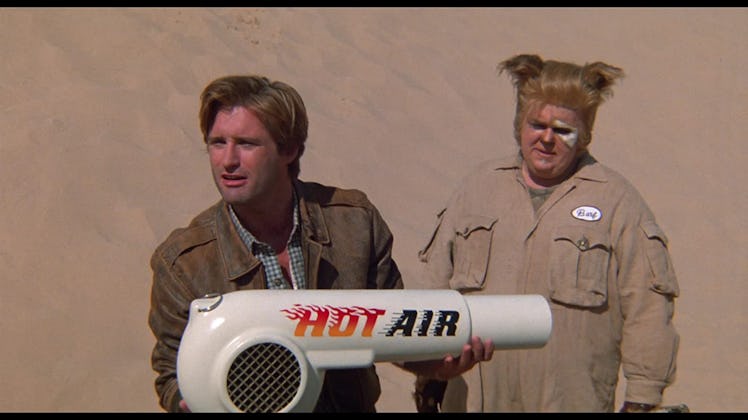 Bill Pullman and John Candy have terrific chemistry