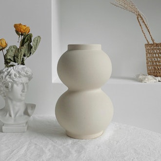 Ceramic Minimalist Vase