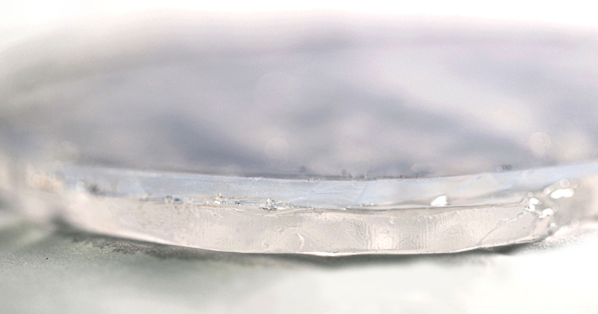 MIT has created a material that keeps items cold without power - Flipboard