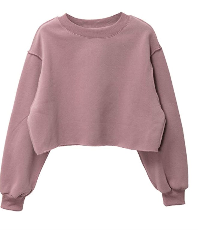 This cropped sweatshirts is one of the best warm sweatshirts.