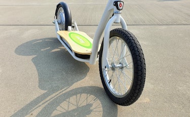 Razor EcoSmart SUP e-scooter review: 16 inch wheels and deck