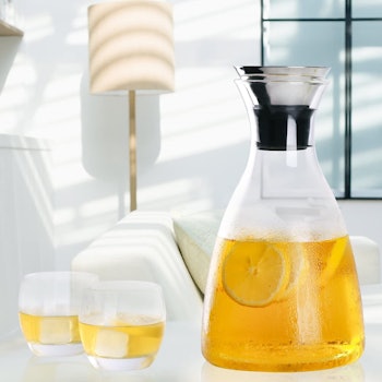 Hiware Glass Pitcher
