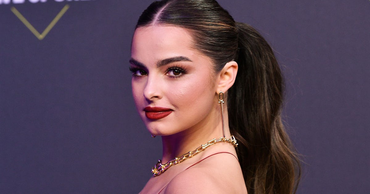 Addison Rae S People S Choice Awards Dress Has Me Seeing Red Addison Rae S People S Choice Awards Dress Has Me Seeing Red