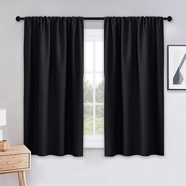 PONY DANCE Bedroom Blackout Curtains (2-Piece)