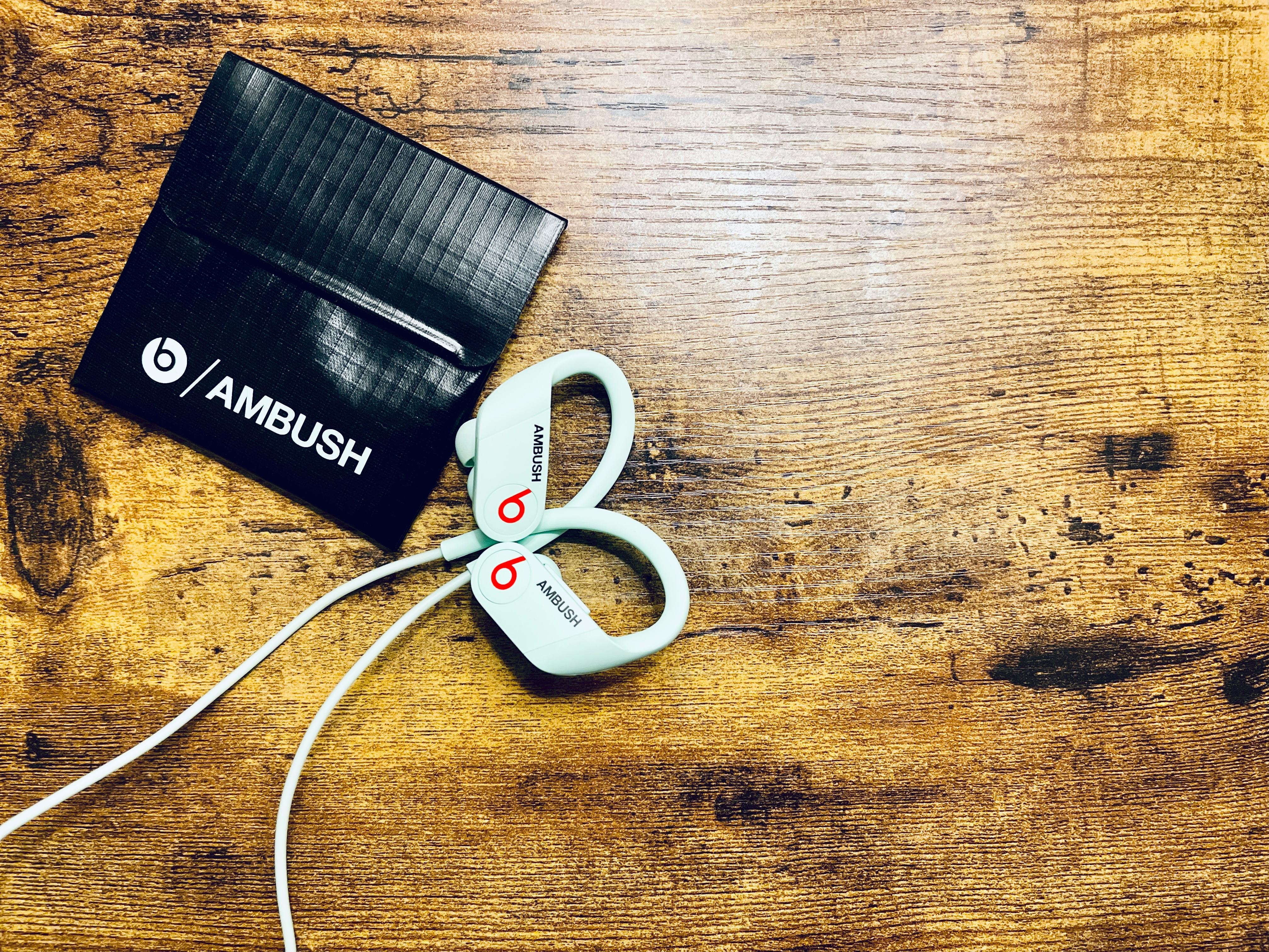Beats' first glow-in-the-dark headphones are a fashion Beats' first glow-in-the-dark headphones are a fashion