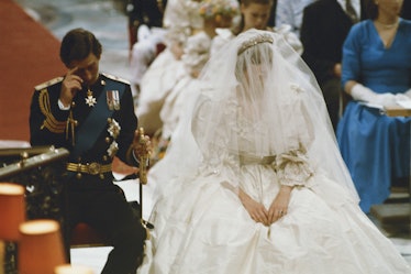 Princess Diana and Prince Charles’ wedding day body language shows they may have been experiencing s...
