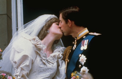 Princess Diana and Prince Charles’ wedding day body language is full of juicy clues.