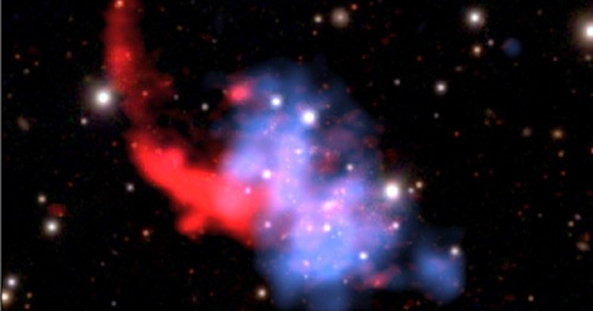 Astronomers observe 9 massive collisions of galaxy clusters in the distant universe<br>