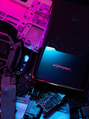 OnePlus 8T Cyberpunk 2077 Limited Edition