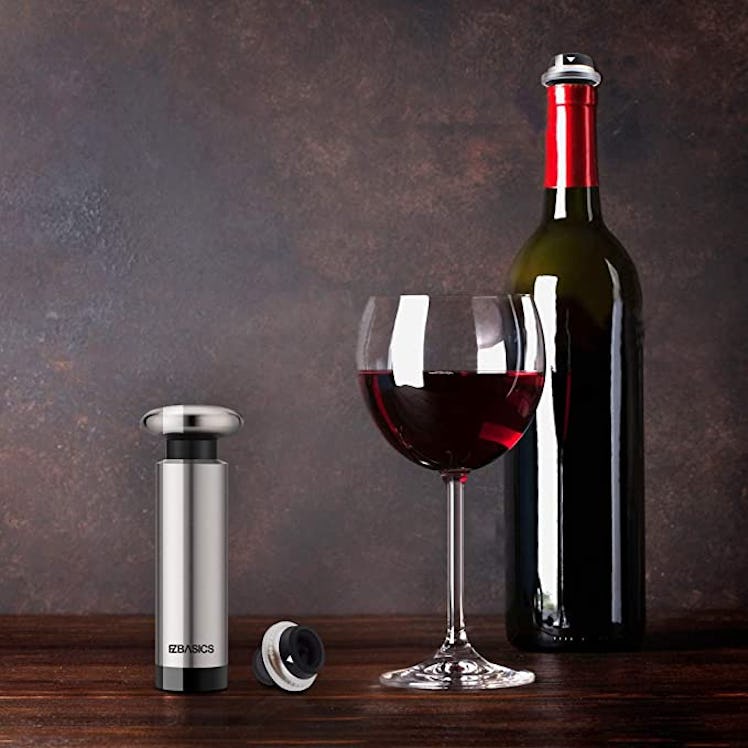 EZBASICS Wine Saver Vacuum Pump with 2 Wine Stoppers