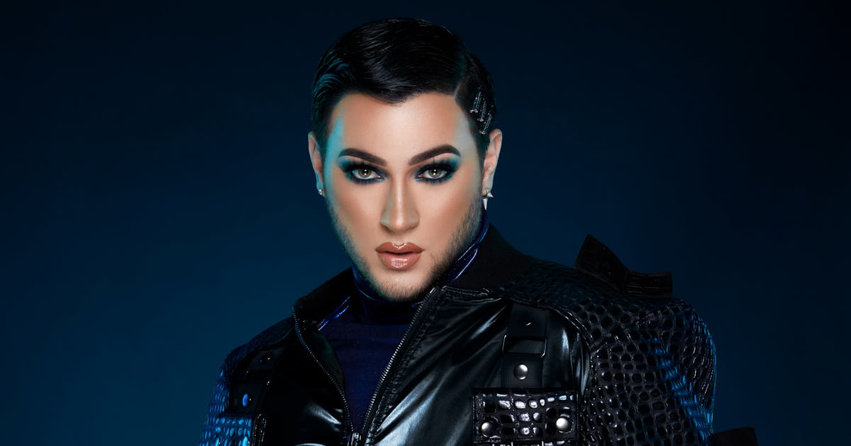 Manny Mua Rethinks Holiday Makeup With Lunar Beauty S Eternal Eclipse Collection Manny Mua Rethinks Holiday Makeup With Lunar Beauty S Eternal Eclipse Collection