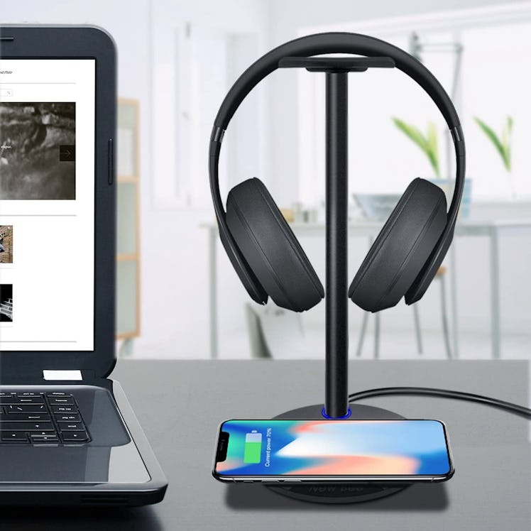 New Bee Wireless Charger with Headphone Stand