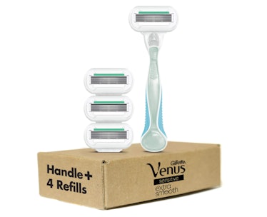 Gillette Venus Extra Smooth Sensitive Women's Razor Handle + 4 Refills