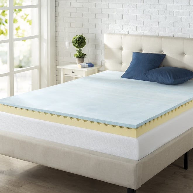 Zinus 2-Inch Swirl Gel Memory Foam Mattress Topper