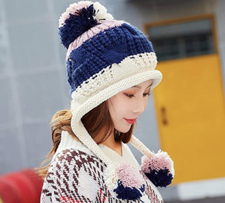 HUAMULAN Pom-Pom Ear Flap Beanie