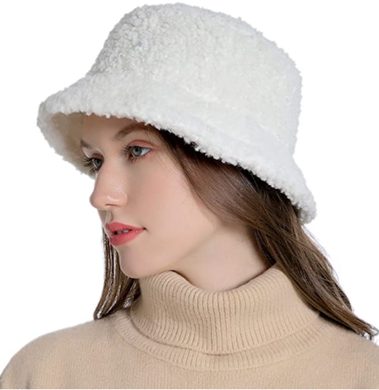 Muryobao Faux Fur Bucket Hat