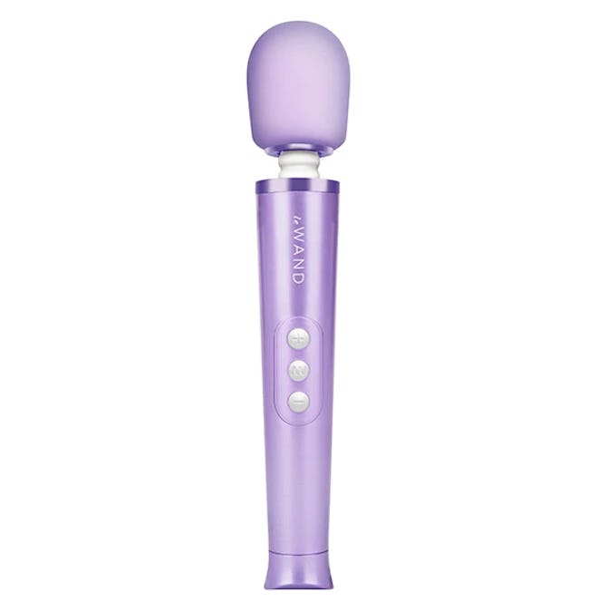 Le Wand Petite Rechargeable Wand Massager