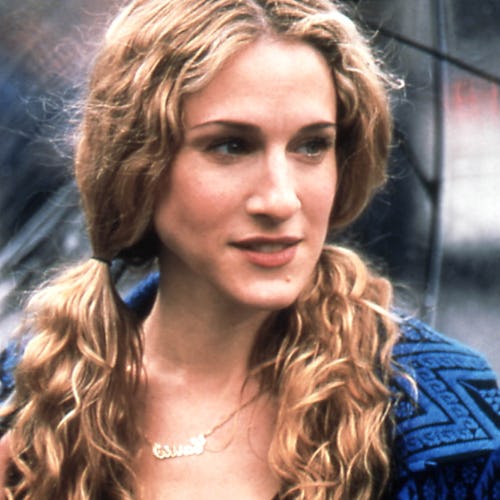 Carrie Bradshaw hairstyles and how to recreate them.