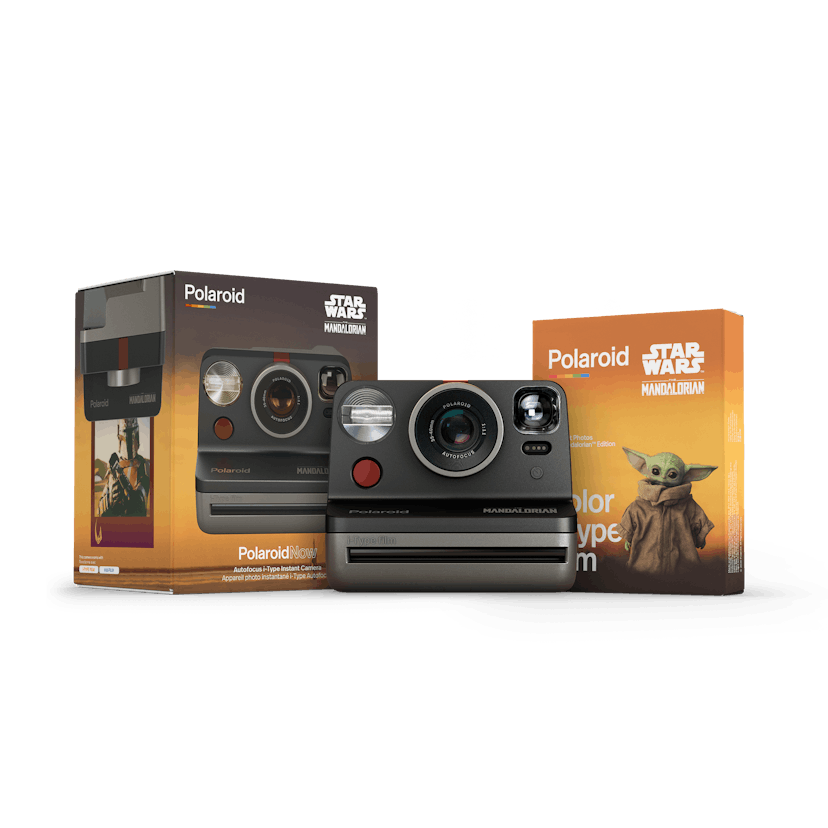 Polaroid Now - The Mandalorian Themed Gift Set