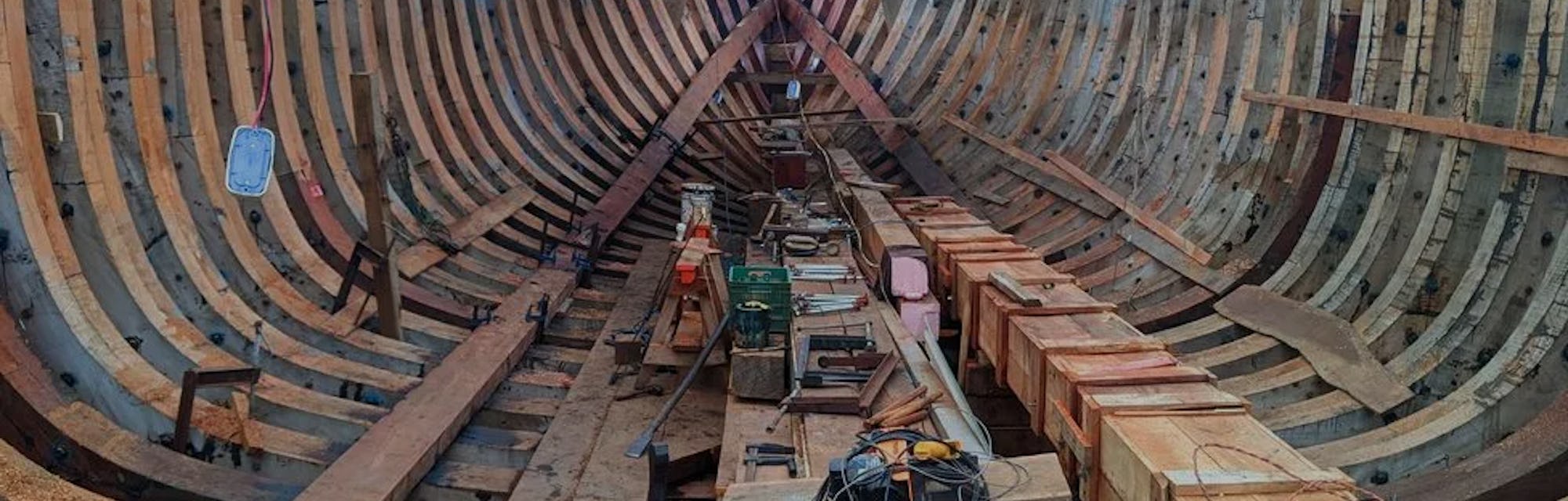 Sailcargo is building a cargo ship made of wood.