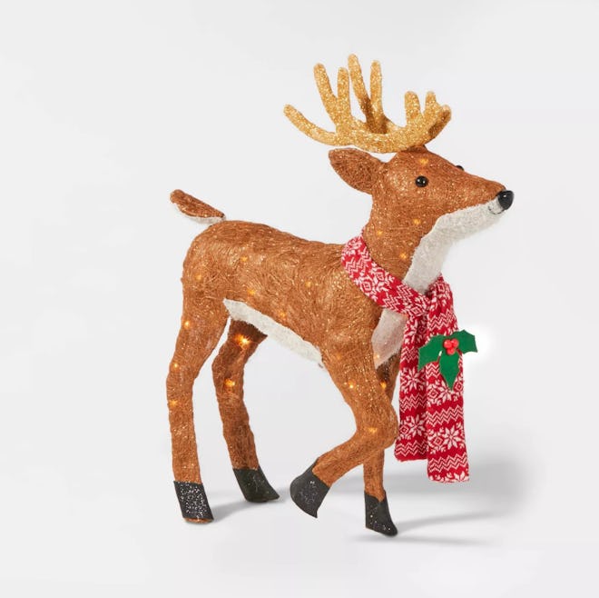 Nordic Deer with 50ct Incandescent Sisal Lights