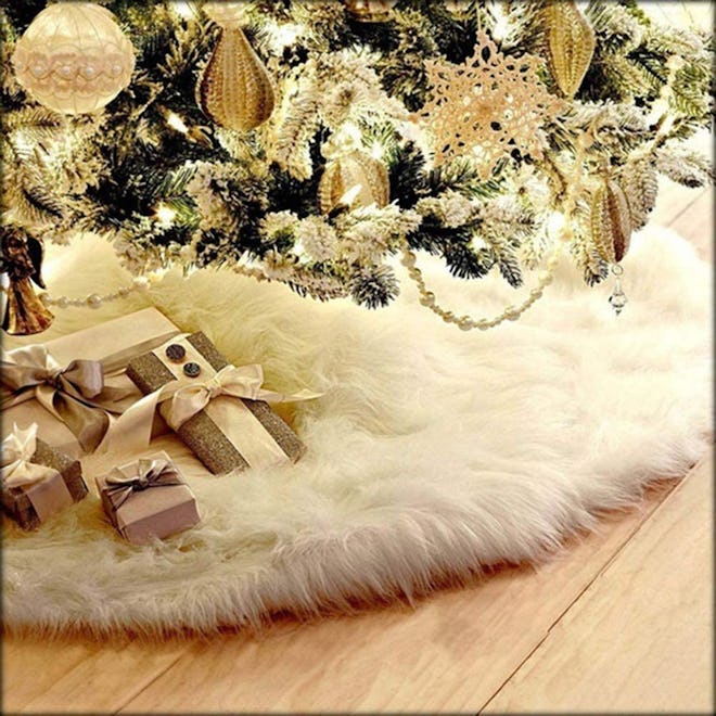 WAQIA Faux Fur Christmas Tree Skirt