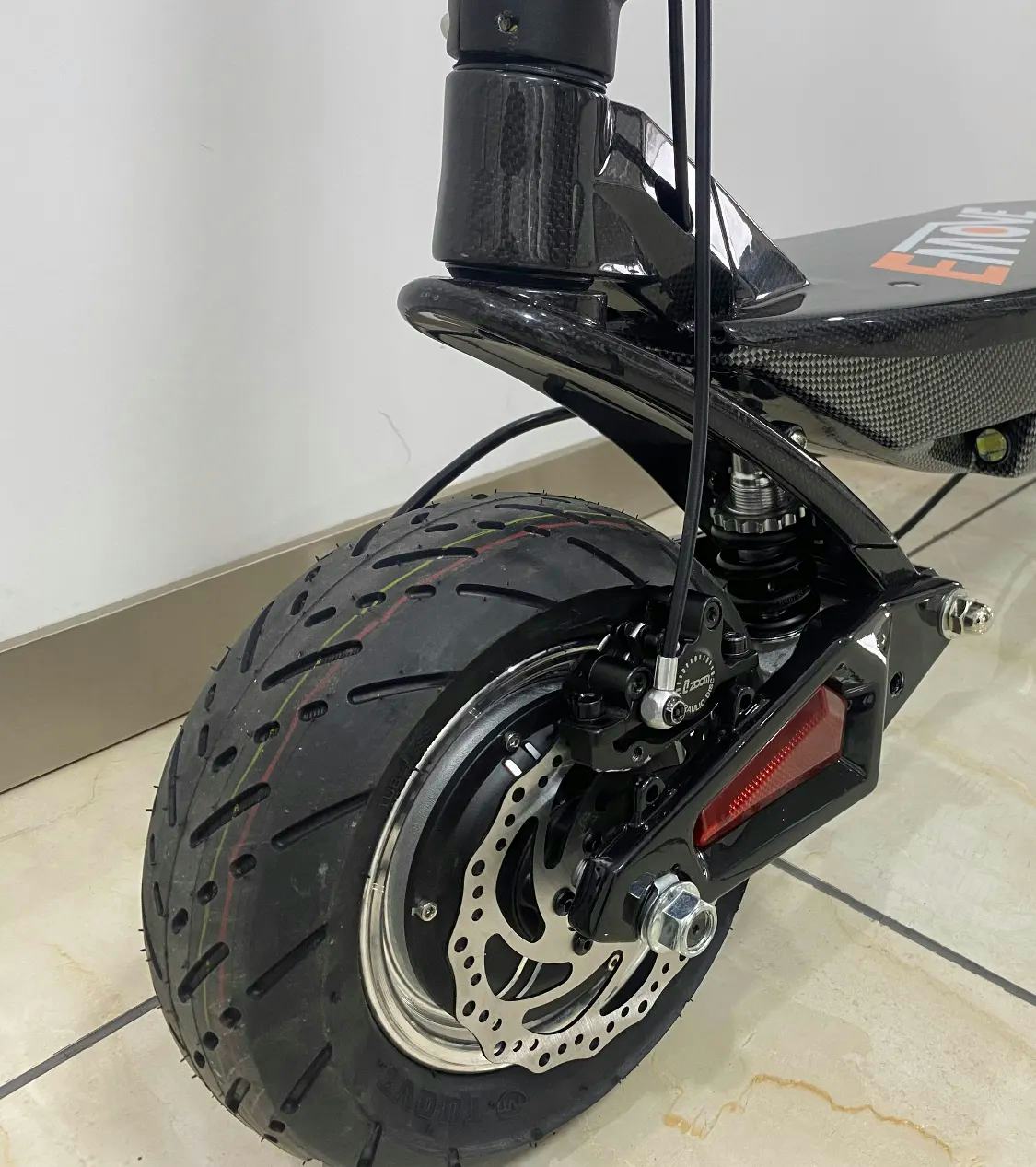 Voro Motors' Roadster escooter has an insane 50 mph top speed