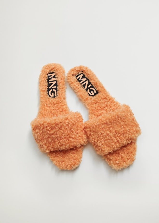 Faux fur felt sandals