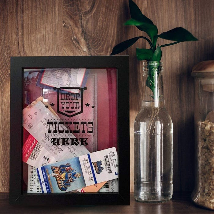 TicketShadowBox Momento Frame