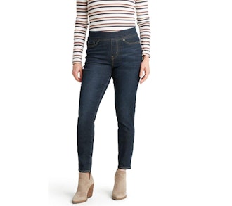 Signature by Levi Strauss & Co. Gold Totally Shaping Skinny Jeans