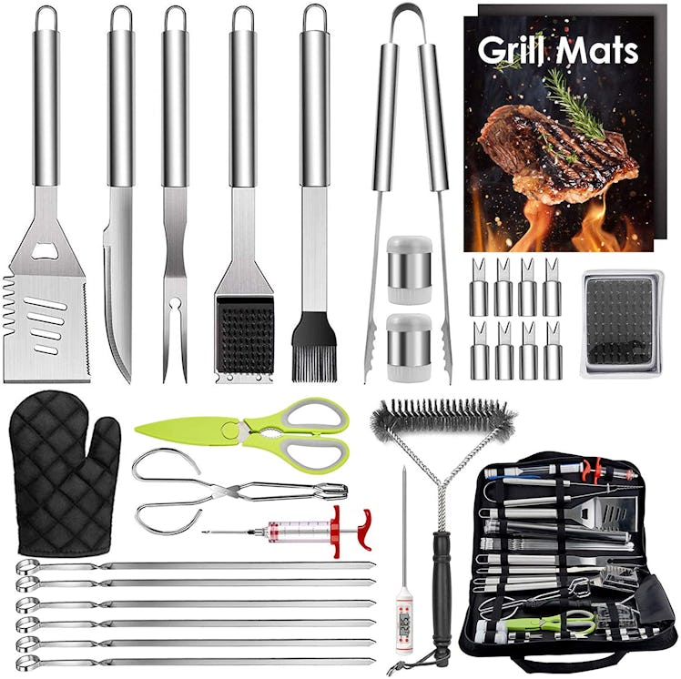 HaSteeL Grill Accessories Set (32-Pieces)